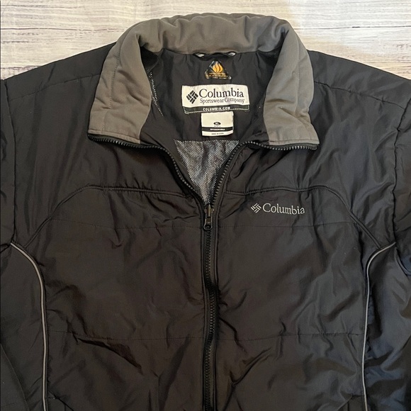 Columbia Men's Interchange Omni-Heat Winter Black and Gray Performance Jacket - Picture 2 of 8